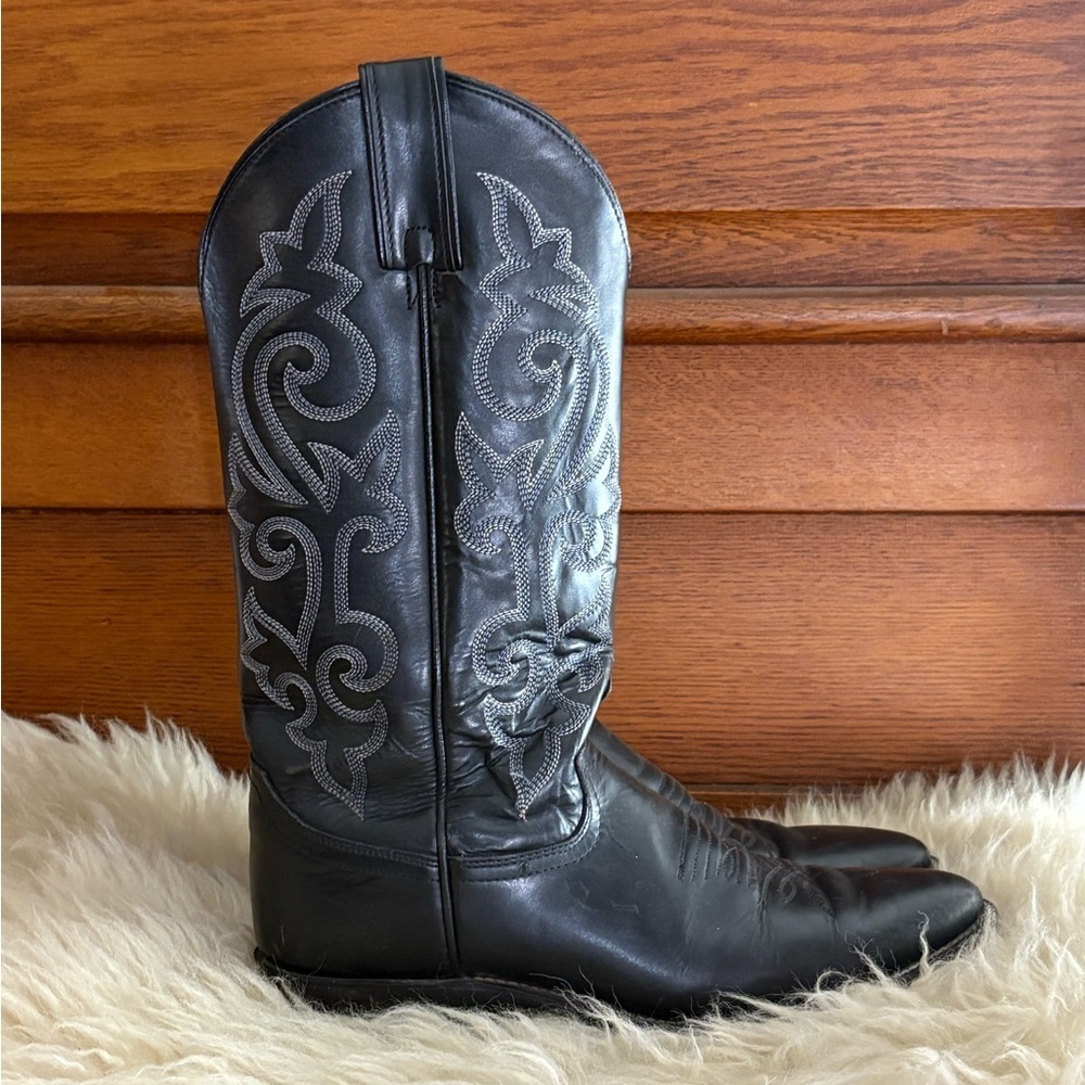 Justin Men’s 1409 London Calf Western Black Leather Boots with Silver Embroidery